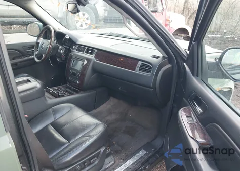 2008 GMC Yukon Xl 1500 Denali z USA, uszkodzony, nr VIN 1GKFK66838J249486